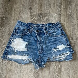 American Eagle size 4 mom shorts Blue Distressed Jean denim  Shorts
